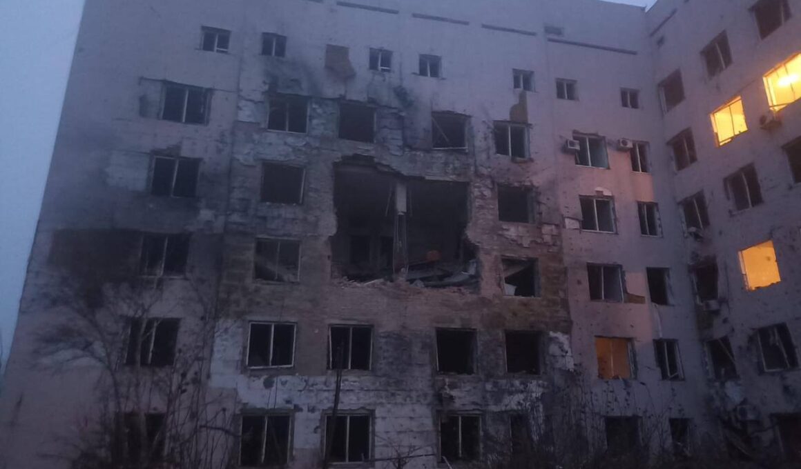 Russia bombs Kherson cancer hospital, Ukrainian officials continue radiation safety checks