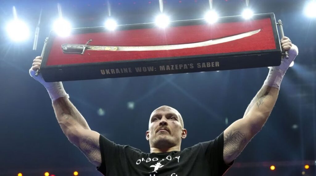 Ancient Ukrainian sword stole the show in Usyk’s victory over Fury, angering Russia