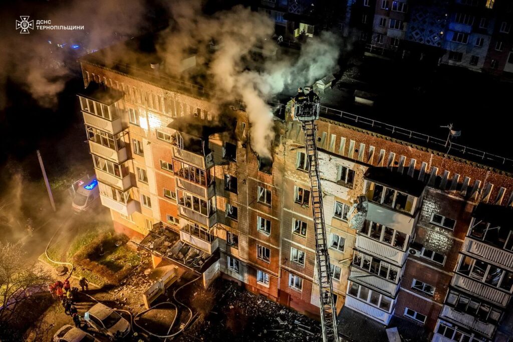 Russia kills one, injures 3 in its drone attack on residential building in Ternopil overnight