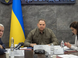 Ukrainian President's Office Head Andrii Yermak (in the center). Photo: president.gov.ua