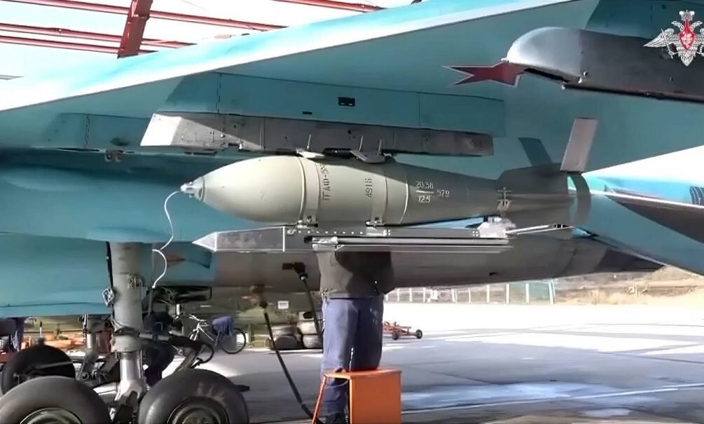 russians accidentally drop another smart bomb domestic territory russia's fab-250 umpb guidance module attached umpk russian news telegram channel astra reports aircraft dropped umpb-250 guided near village bolshiye kulbaki belgorod