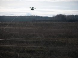 The fiber optic drone flying, showcasing the wire attached. Photo via Ukraine's Ministry of Defense.