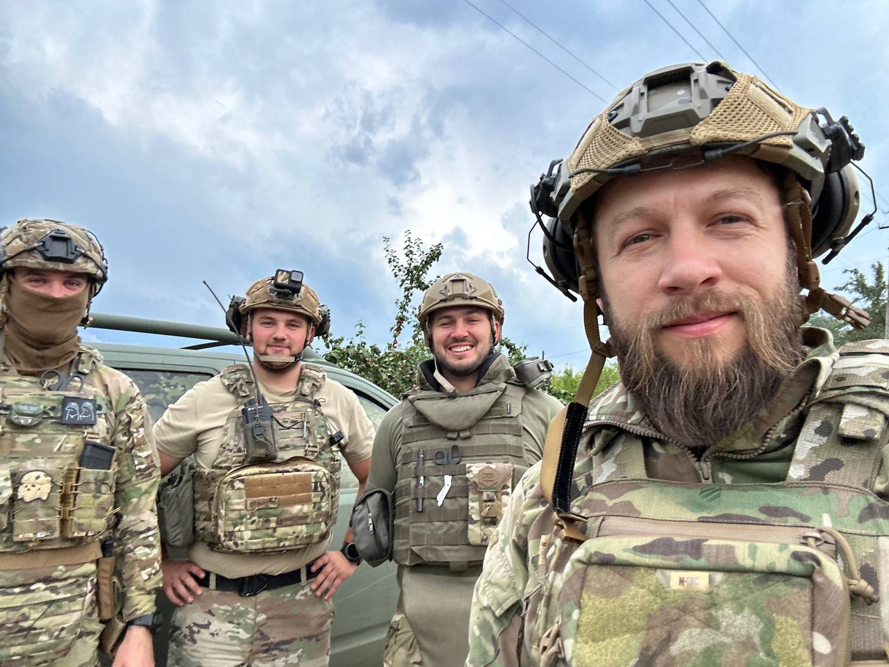 Forbes: Elite Ukrainian unit overwhelmed with 900 volunteers each month while army forces draft