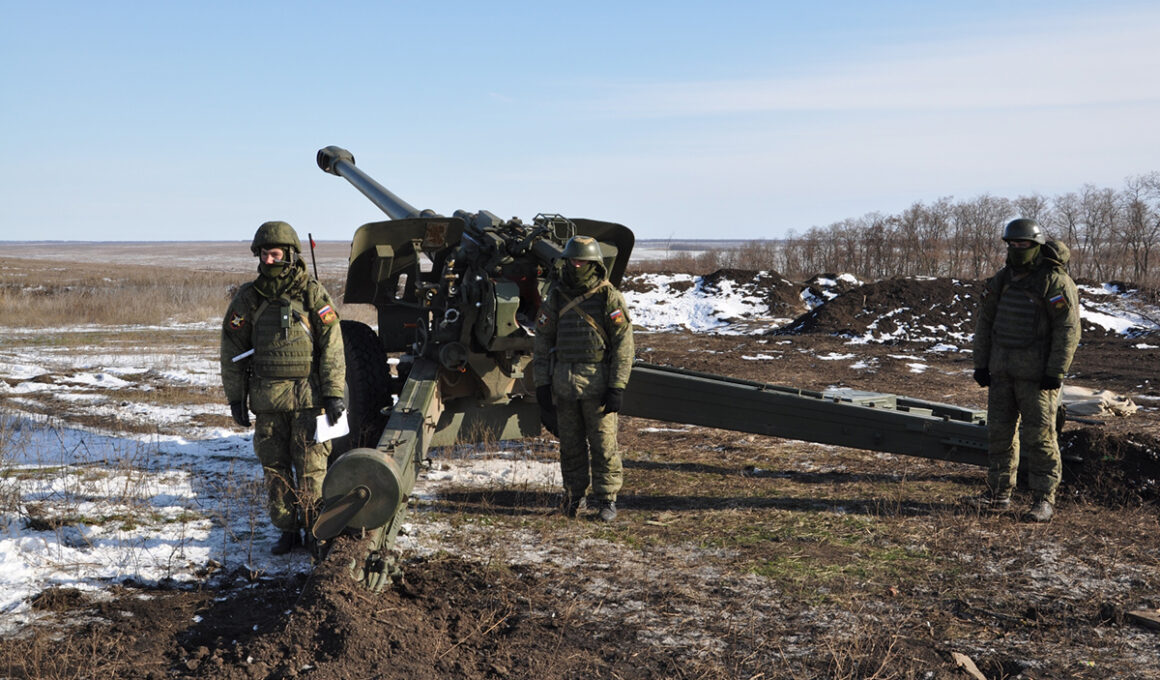 Russian serviceman, illustrative image. Photo via Wikimedia.