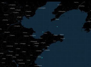 Bloomberg: Three tankers with 2M barrels of Russian oil stranded off China as US sanctions bite