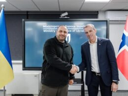 ukraine expands cooperation norway's nasams air defense manufacturer ukrainian minister rustem umierov (l) meeting kongsberg's ceo eirik lie kyiv 16 2025 umerov norway ukraine's met discuss components production integration anti-drone