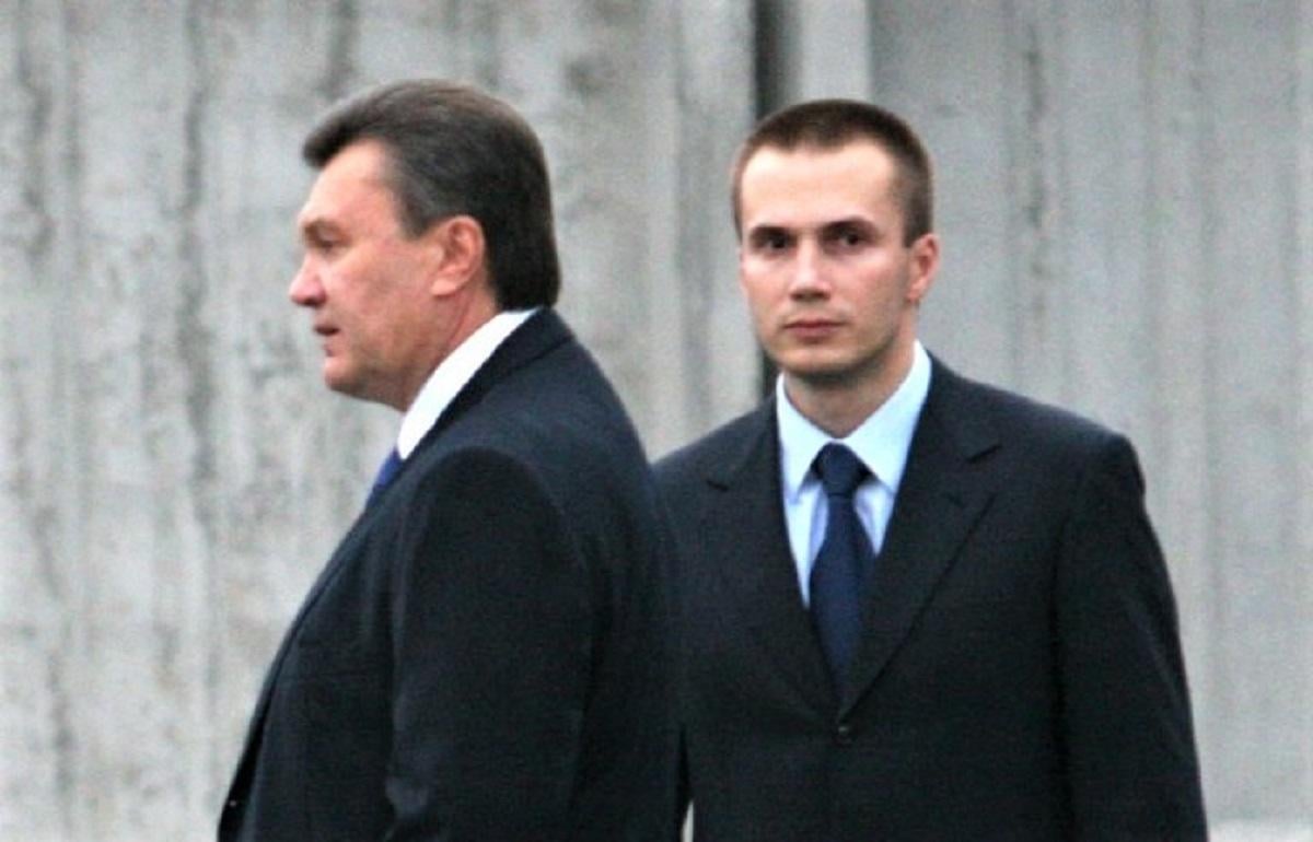 yanukovych’s son linked coal exports russian-occupied donbas media reveals oleksandr yanukovych (right) father viktor (left) 2009 kyiv 1634138968-8260 (1) new investigation russian opposition outlet vazhnyi istorii has former ukrainian president