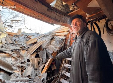 Russian drone crashed into a yard of a 71-year-old Kharkiv resident, damaging his property on 17 February 2025.