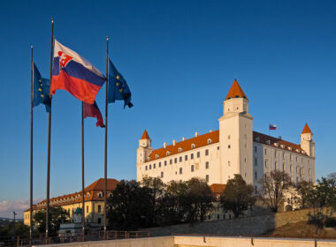 slovak poll shows highest regional support russian victory ukraine standing 17% bratislava castle slovakia depositphotos depositphotos_410654214_s found slovaks back russia’s far more than neighboring poland czechia results published 31