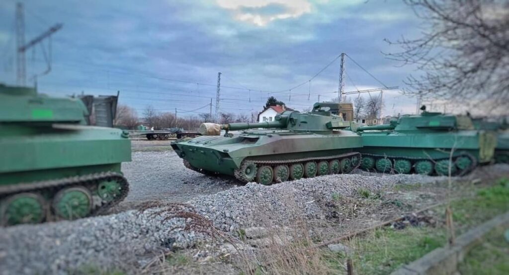 Bulgaria’s defense minister banned weapons to Ukra