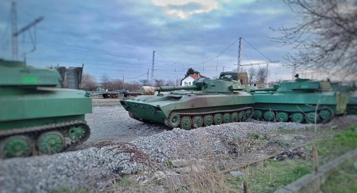 Decommissioning of the Bulgarian 2S1 Gvozdika howitzers, spring 2024. Photo via Defense Express