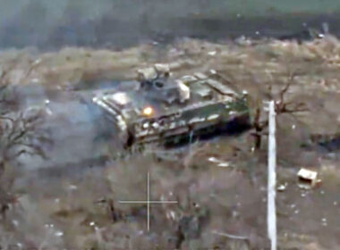 footage shows ukrainian bradley surviving direct anti-tank missile strike army's evacuates after sustaining atgm hit video x/thedeaddistrict us-supplied m2a2 infantry fighting vehicle (ifv) endured russian guided (atgm) near settlement nadezhdynka