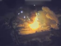 ukrainians destroy russian thermobaric ammunition depot donetsk oblast military says (video) explotion russia's occupied selydove overnight 27-28 2025 video ukrainian army's general staff ammo fire attack caused massive explosions sent