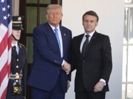 trump-macron-2025