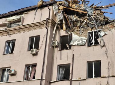 Aftermath of Russia's missile strike on Kryvyi Rih. Photo: Telegram/Serhii Lysak