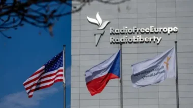 trump administration rescinds termination order radio free europe rfe/rl's office prague bbc liberty us-state-funded europe/radio (rfe/rl) secured critical victory 27 when federal authorities withdrew notices its congressional funding following emergency