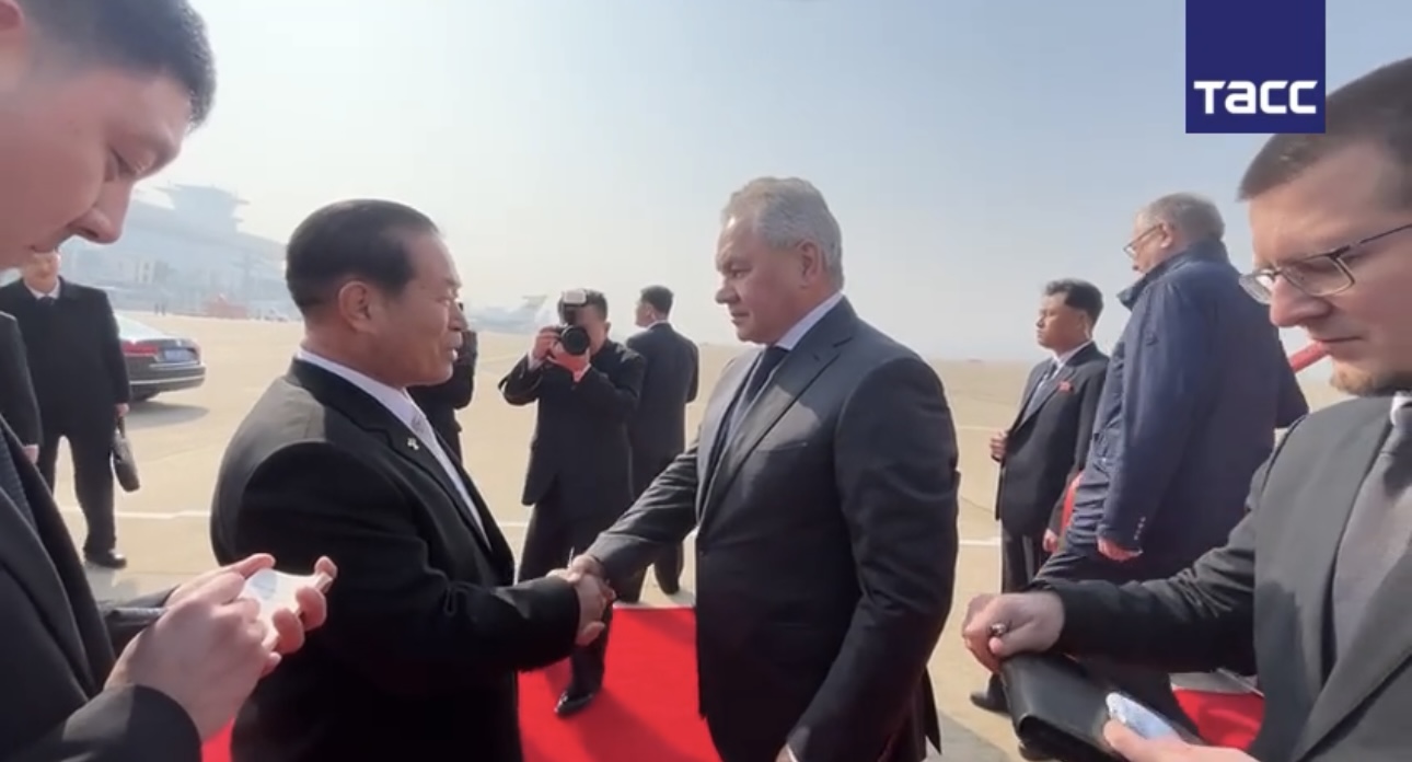 Russian Security Council Secretary Sergei Shoigu arrived in Pyongyang on 21 March for high-level talks with Kim Jong-un.