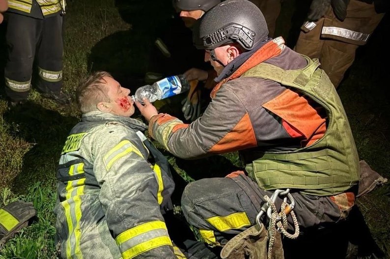 Zhytomyr firefighter injured during a Russian attack overnight on 24 April 2025. Photo: Emergency Service