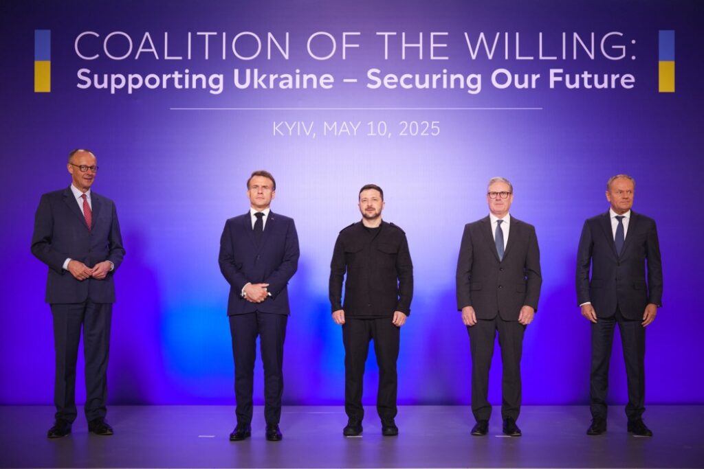 germany halt public reports arms sent ukraine left right german chancellor friedrich merz french president emmanuel macron ukranian voloydmyr zelenskyy british prime minister keir starmer polish donald tusk mariinskyi palace