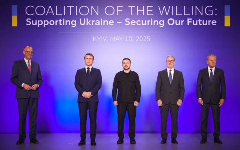 germany halt public reports arms sent ukraine left right german chancellor friedrich merz french president emmanuel macron ukranian voloydmyr zelenskyy british prime minister keir starmer polish donald tusk mariinskyi palace