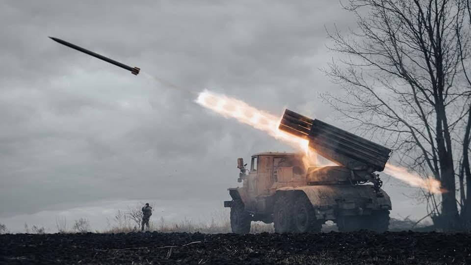 Ukrainian rocket launcher supporting defensive operations instead of counteroffensive