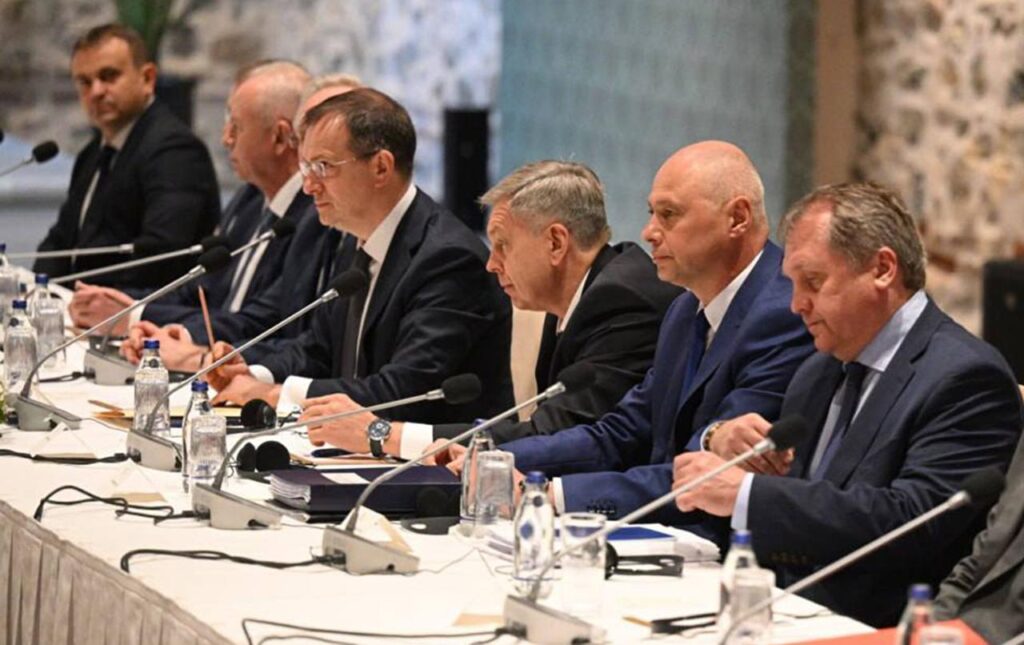 "Maybe more of your loved ones will die": Russia’s threat at Ukraine peace talks revealed