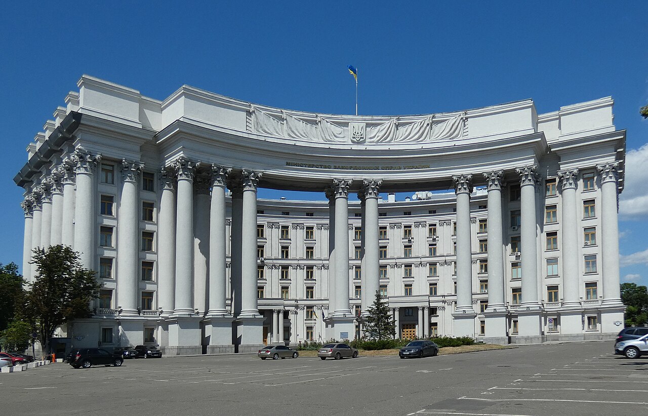 putin wants buffer zone ukraine — kyiv says put russia building ukraine's ministry foreign affairs 2020 мзс_україни_(2020-07-18) russian president vladimir announced military has begun establishing so-called “security zone” along border