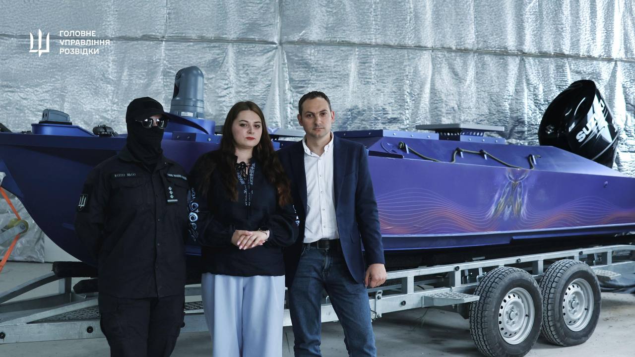 meet magura w6 ukraine's latest threat russian warships drone funded pumb bank being presented hur 2025 5398010383781982294 ukrainian military intelligence has received new-generation maritime part its continued efforts challenge naval