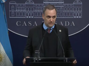 argentina uncovers suspected russian spy network linked disinformation efforts argentine presidential spokesperson manuel adorni making announcement 18 2025 casa rosada lo comunicó el vocero presidencial government publicly accused five nationals