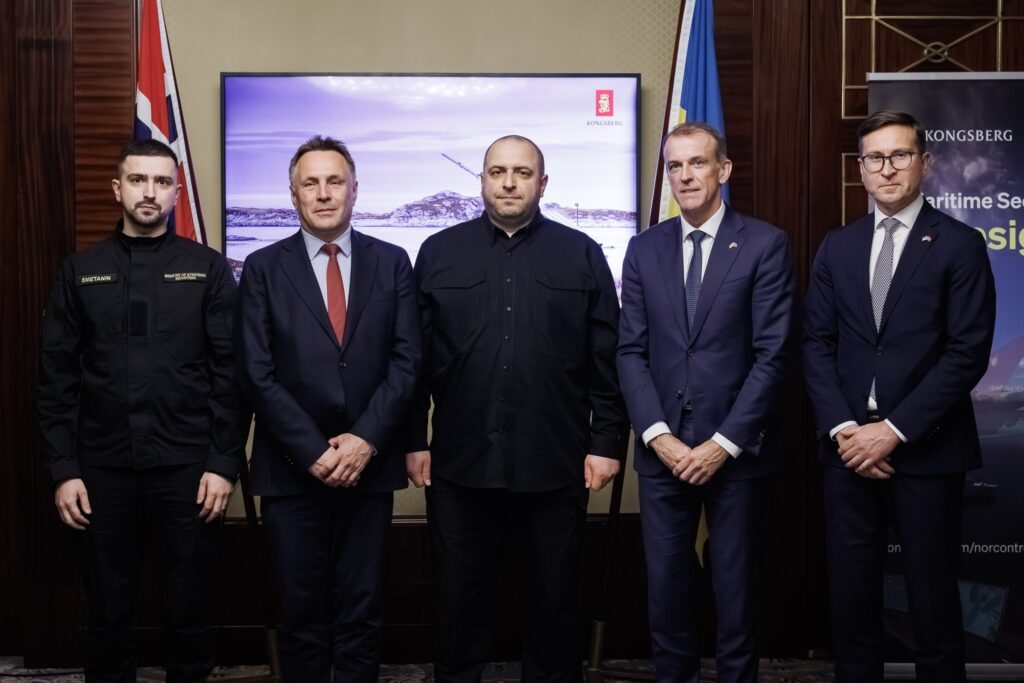 norwegian sea drone tech built ukraine fight russian navy officials ukraine’s norway’s defense ministries during signing joint agreements usv maritime naval boats unmanned uncrewed vessels 23 2025 ministry confirmed fund