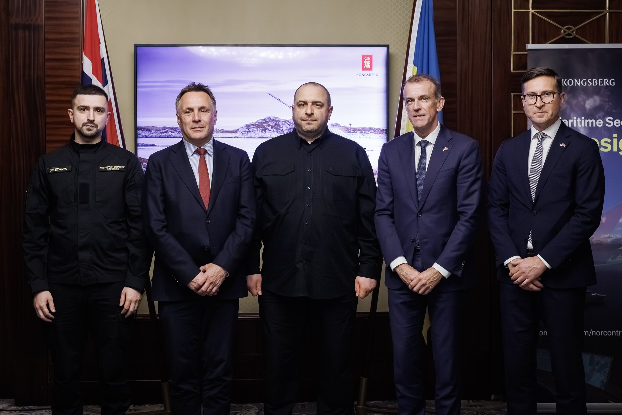 norwegian sea drone tech built ukraine fight russian navy officials ukraine’s norway’s defense ministries during signing joint agreements usv maritime naval boats unmanned uncrewed vessels 23 2025 ministry confirmed fund