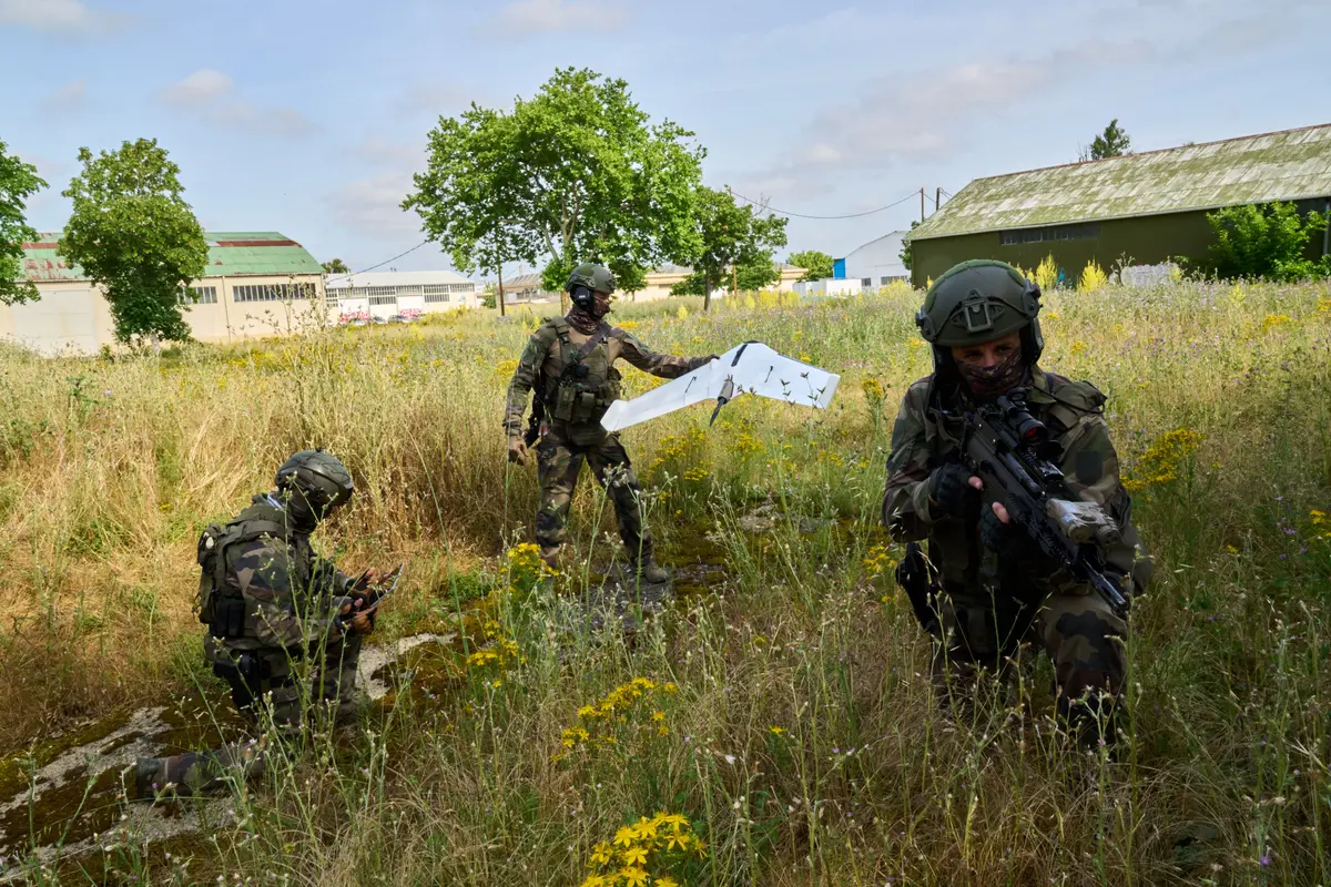 ukraine deploys new french mv-25 oskar drone battlefield use military fixed-wing loitering munition knds mv_25_oskar_1_8121c647fc ukraine’s armed forces now operating developed france news ukrainian reports