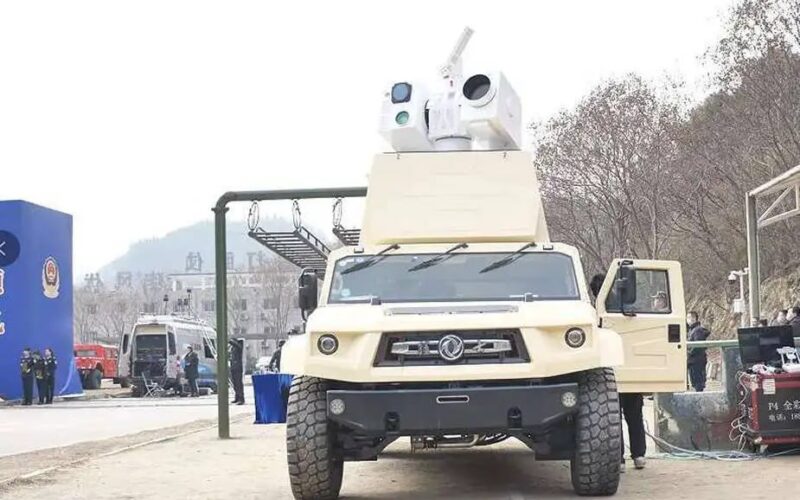 new laser weapon china seen russian hands front china's anti-drone system silent hunter militarnyi photo_2025-05-30_21-39-56-2 troops using chinese-made air defense shoot down ukrainian drones visual confirmation emerging recent footage ukraine