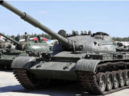 Russian Soviet-era T-62 tanks used now in modern war as Russia faces equipment shortage amid high losses.