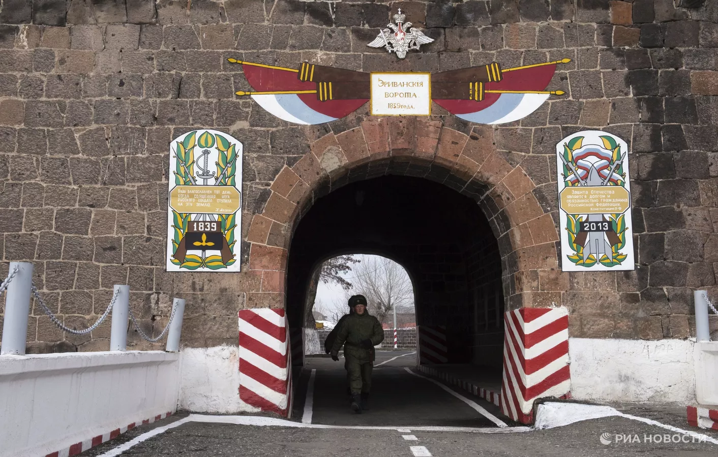 armenia denies russian troop surge ukraine reveals orders proving buildup soldiers entrance russia’s 102nd military base gyumri archive ria novostiask 7 ukraine’s intelligence released general’s telegram ordering reinforcement troops armenia—directly