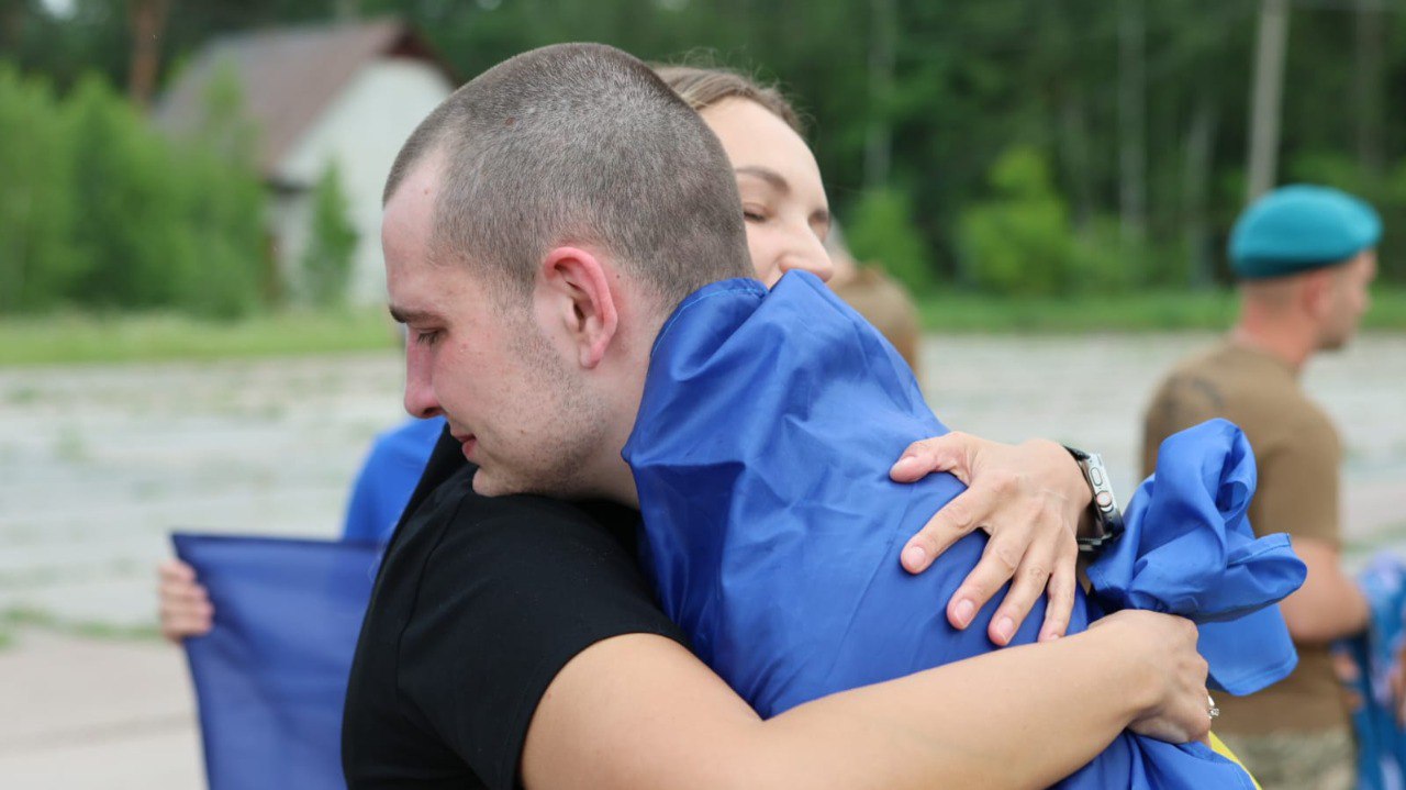 Prisoner exchange on 4 July brings home Ukrainian defenders some of whom spent over three years in Russian captivity.