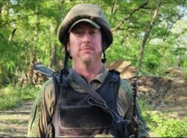 American Derek Huffman enlisted in Russia's army expecting to work as a welder in a repair battalion, but found himself deployed to Ukraine's front lines after just three weeks of training.