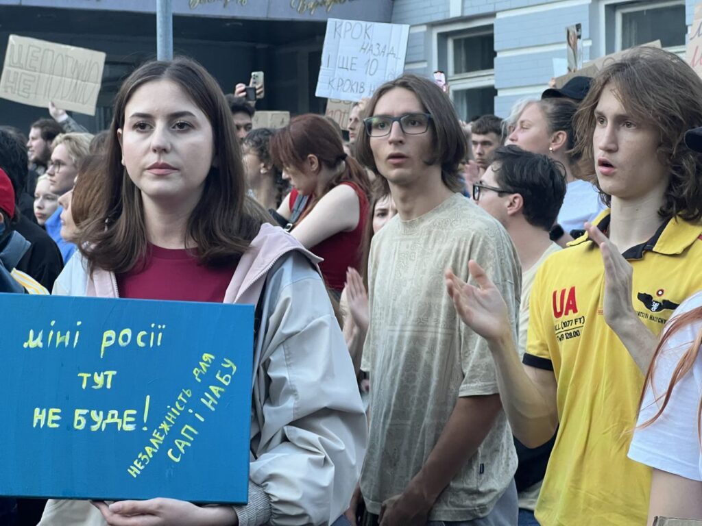 Ukraine protests against corruption NABU SAPO Zelenskyy Kyiv