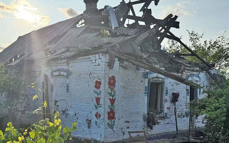 drone flames kharkiv missile blasts chuhuiv shell kherson—russia kills 13 injures 67 one-family home destroyed russian strike zaporizhzhia oblast 7 2025 roof completely torn off blast left structural damage visible