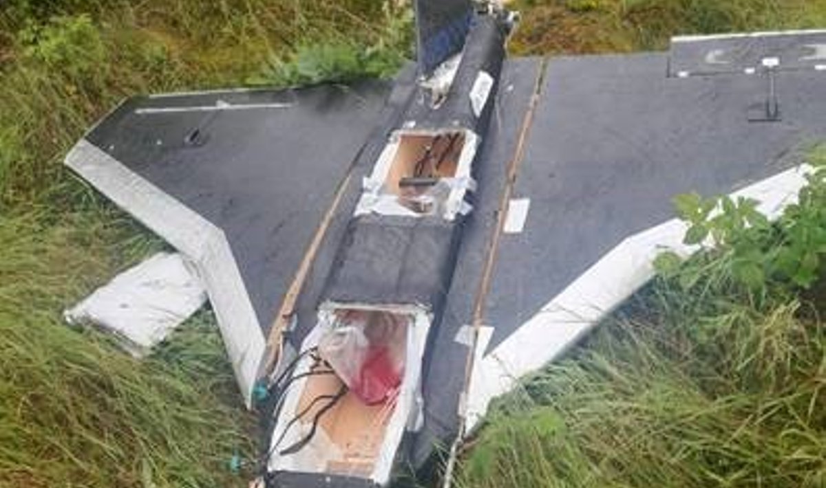 lithuania tracks down fake russian shahed near border—nato jets scrambled gerbera drone crashed after crossing belarus lithuanian ministry defense delfi faef0490-f619-4a61-a806-80cb37fa8f94 russia’s crash occurred object entered fell šumskas checkpoint resembled