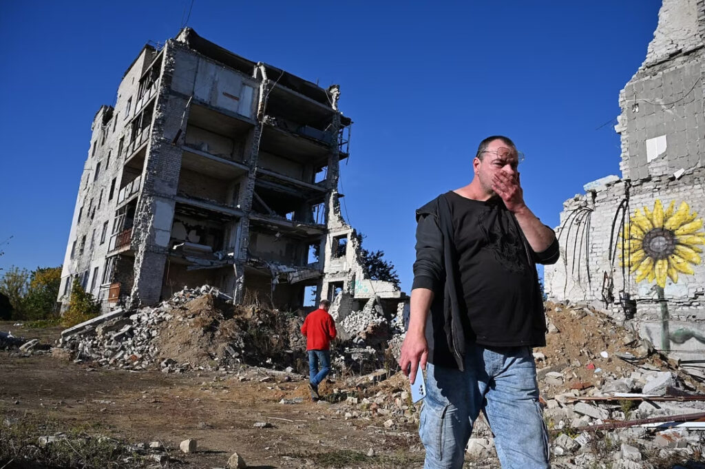 Czech filmmakers bring Russia supporters to Ukraine's front lines to see the reality of Russian aggression first-hand.