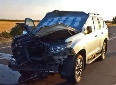 russia's “human safari” drone smashes rabbi’s vehicle — family car survives direct hit wrecked suv kherson’s chief rabbi itzhak wolff after russian strike toyota-kherson-rabbi amid human safari attack kherson's yossef