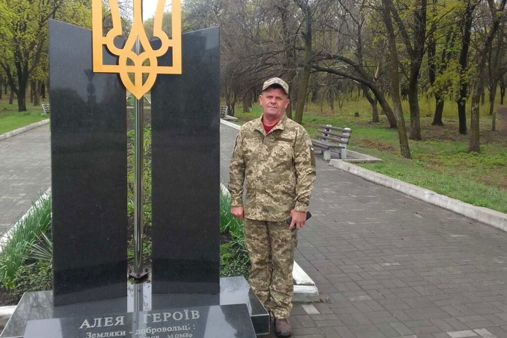 wounded cut off alone ukrainian grenadier spends three days russian positions brings back captive pavlo call sign did sergeant 107th battalion courtesy texty ukrainian-grenadier survived behind returned alive captured soldier