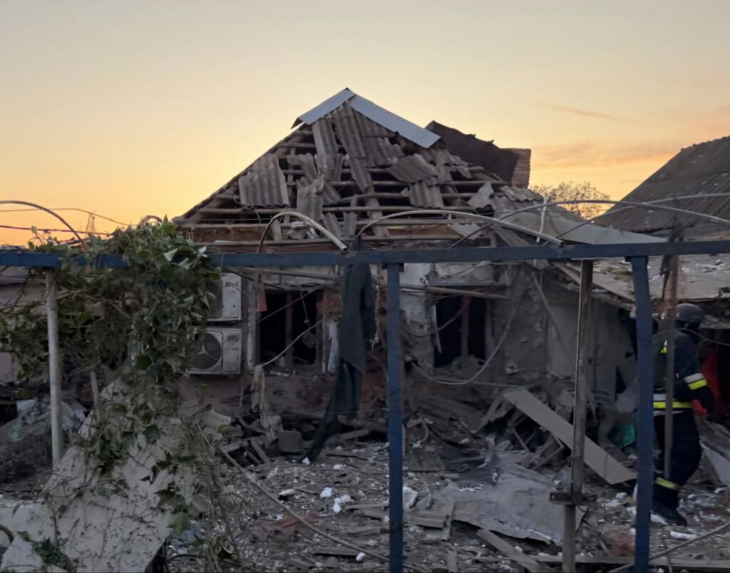 russia's iskanders occupied zaporizhzhia oblast hit dnipro — three civilians hospital after dawn strike damaged house nikopol russian artillery 9 2025 telegram/serhii lysak russia launched two iskander-k missiles 47 drones