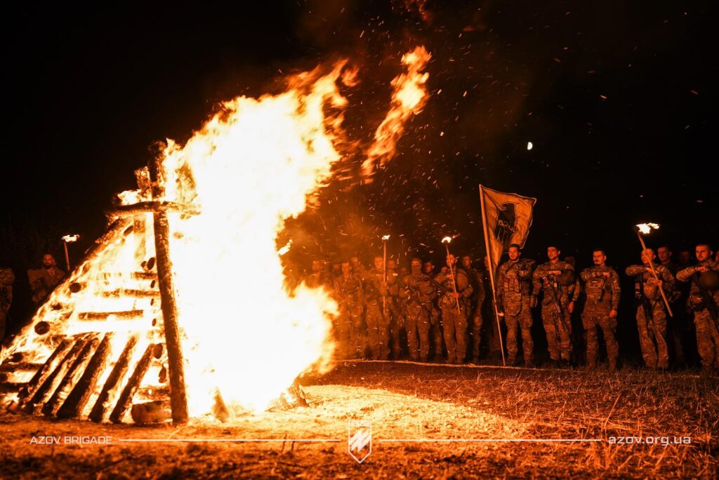 Soldiers fire Azov dead