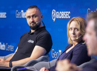 Ukraine AI drones defense tech investments