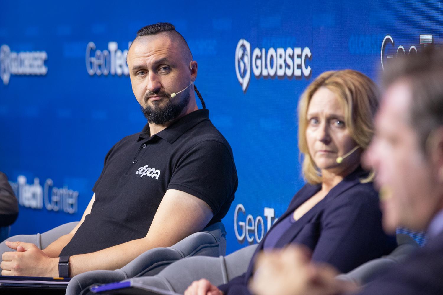 Ukraine AI drones defense tech investments