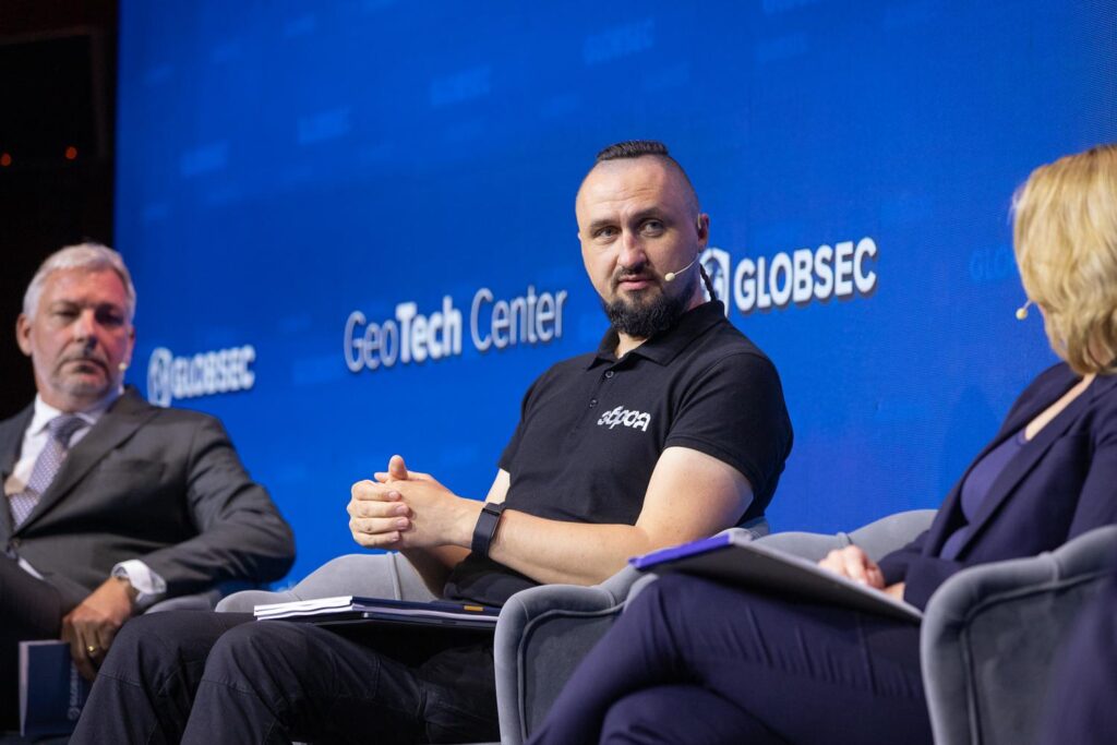 Ukraine AI drones defense tech investments