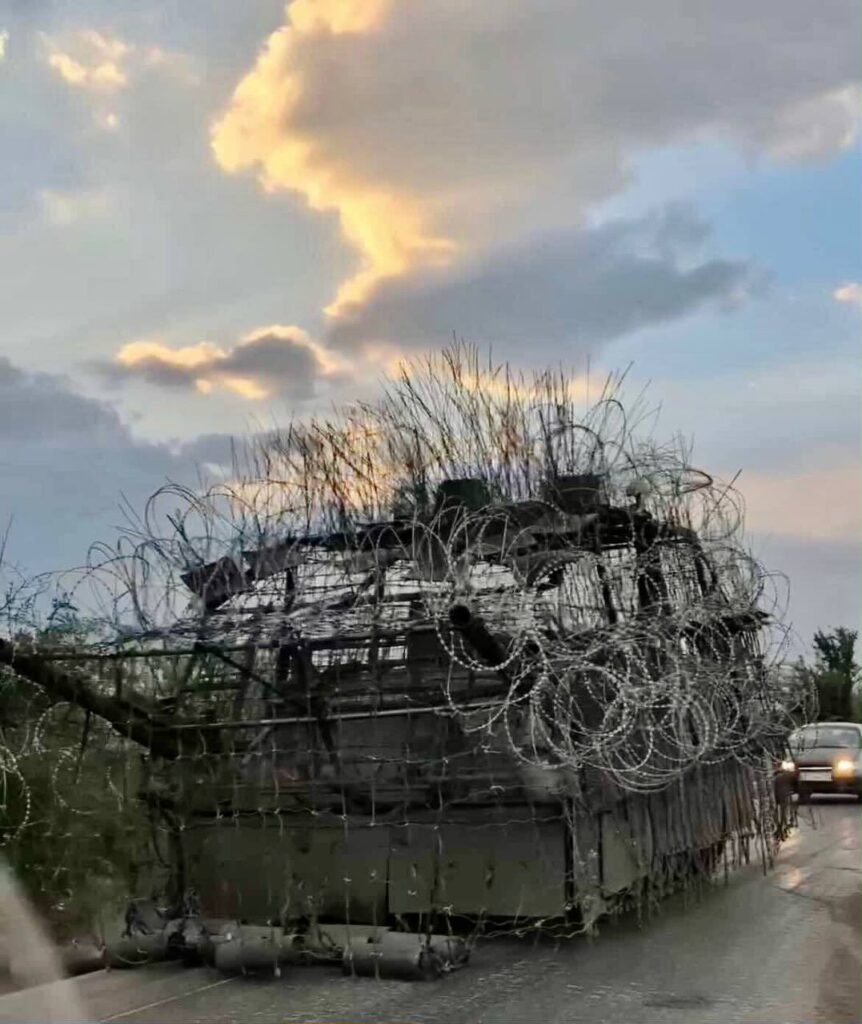 The new Russian porcupine tank.