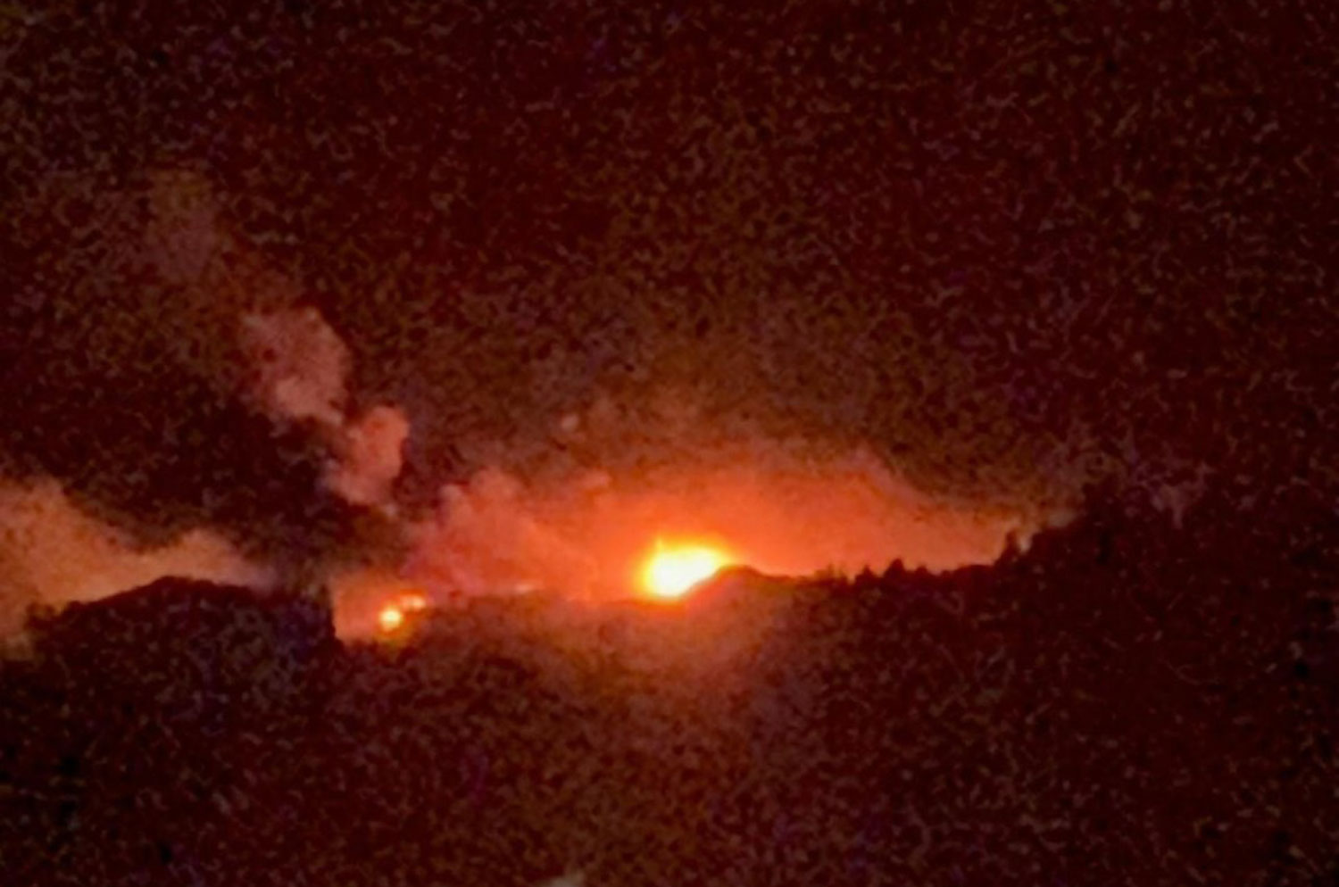 A fire burns at the Russian Black Sea Fleet’s military unit #95408 in occupied Sevastopol during the night of 21 August 2025. Source: Telegram/Exilenova+